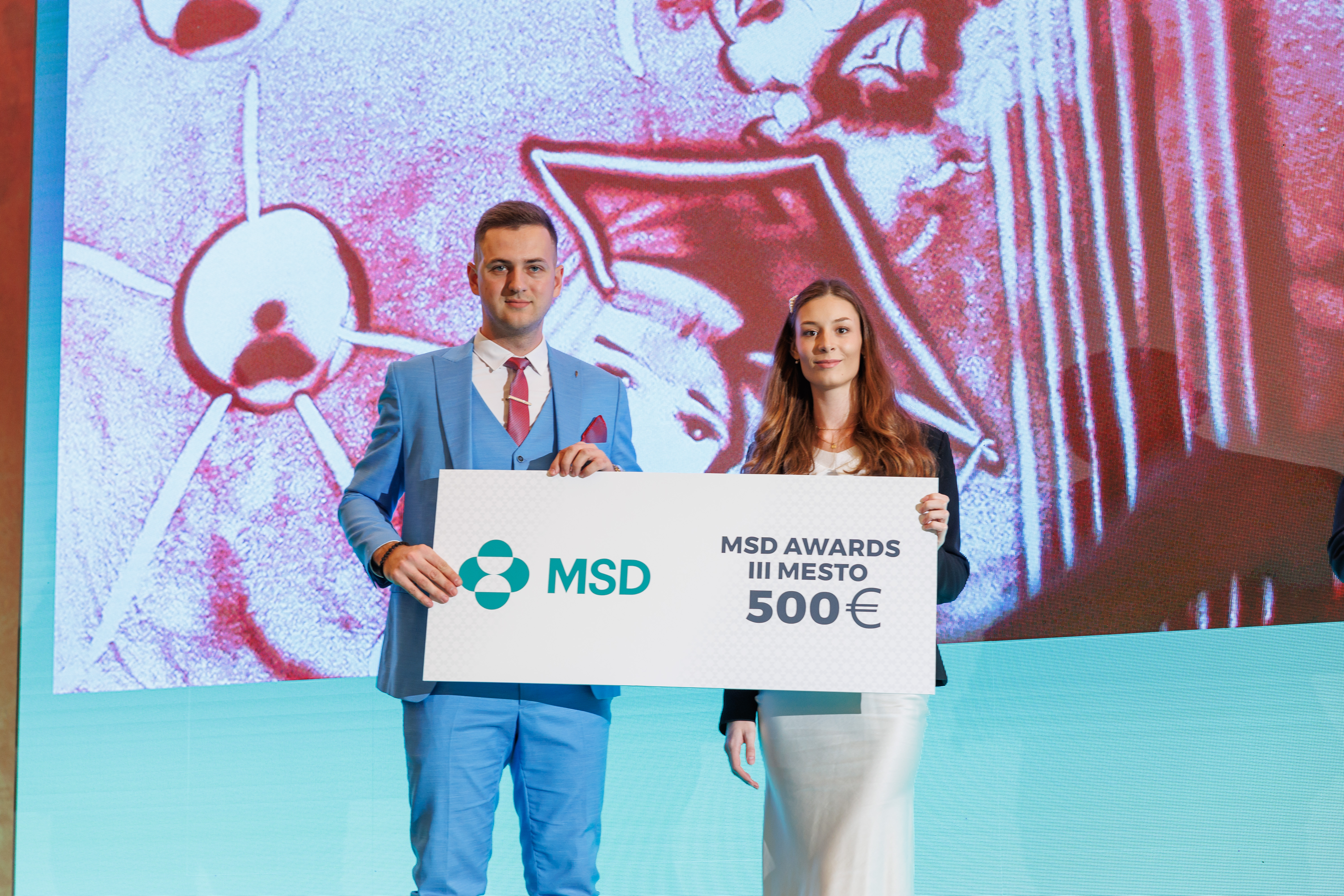 MSD Awards studentsko takmičenje - dodela nagrade trećeplasiranom timu.